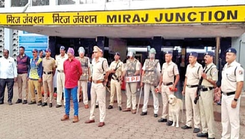 मिरज : रेल्वे उडवून देण्याची धमकी : पोलिस सतर्क