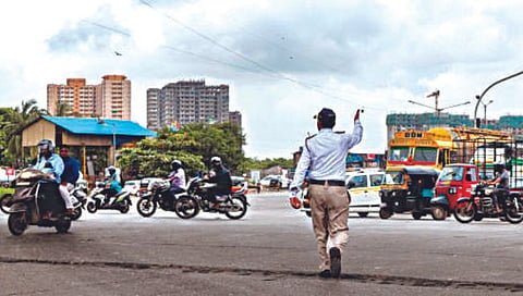 Pune Navratri 2023 : पुण्यात नवरात्रोत्सवानिमित्त वाहतुकीत बदल; असे आहेत पर्यायी मार्ग…