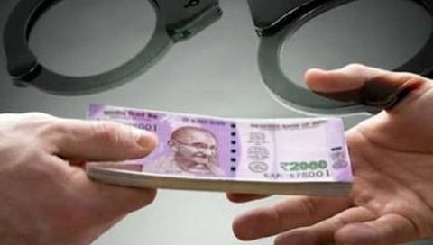 रासायनिक पदार्थ NASA विकत घेणार असल्याचा विश्वास देऊन दाम्पत्याची दीड लाखांची फसवणूक