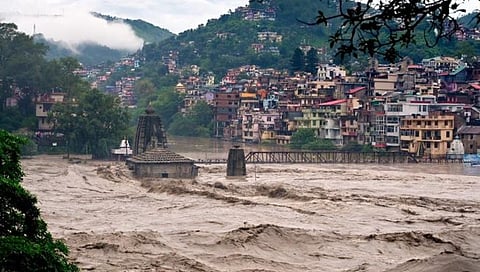 उत्तर भारतात पावसाने हाहाकार, पूर-भूस्खलनामुळे ५६ मृत्‍युमुखी