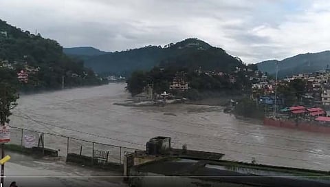 Himachal Rain Alert :  हिमाचलमध्ये अतिवृष्टीचा इशारा 