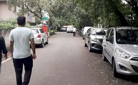 पुणे : पार्किंगच्‍या जागेवर व्यावसायिकांचा खो