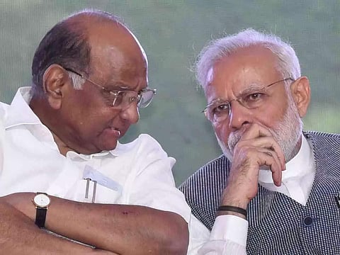 पंतप्रधान नरेंद्र मोदी-शरद पवार आठ वर्षांनी एकाच व्यासपीठावर