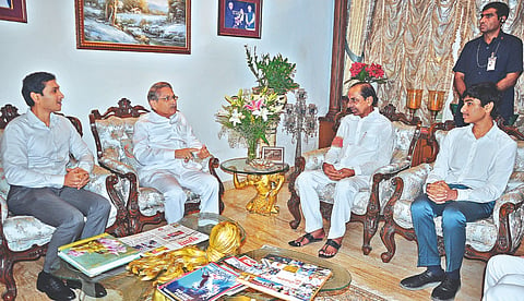 डॉ. प्रतापसिंह जाधव 