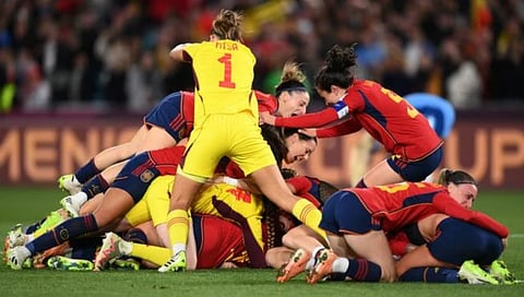 FIFA Women’s World Cup : स्पेन संघाची फिफा विश्वचषकावर मोहोर, अंतिम सामन्यात इंग्लंडवर 1-0 ने विजय
