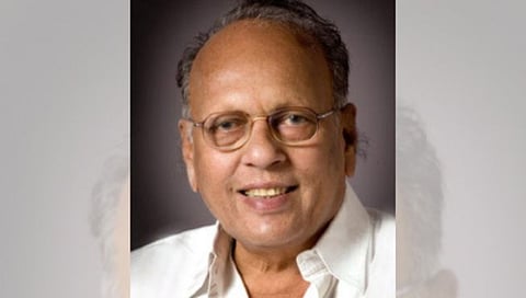 Namdeo Dhondo Mahanor : …तेव्हा महानोरांनी राज ठाकरेंची केली होती ‘पुलं’ सोबत तुलना   