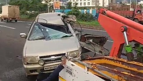 साताऱ्याजवळ भीषण अपघात   