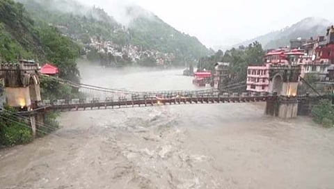 हिमाचलमध्ये पावसाचा कहर  