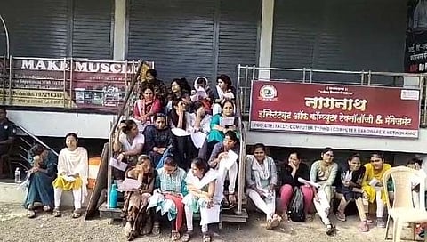 तलाठी परीक्षेवेळी सर्व्हर डाऊन  