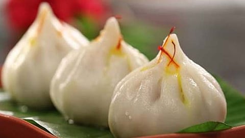 बाप्पांचे आवडते मोदक आरोग्यासाठीही गुणकारी