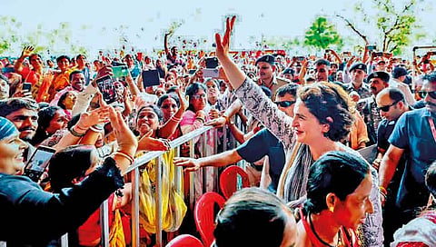 जात-धर्मावरून केंद्राकडून दिशाभूल : प्रियांका गांधी-वधेरा