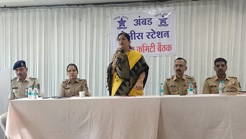 नाशिक : होर्डिंग्जवर गुडांचे फोटो छापू नका ; शांतता समितीच्या बैठकीत आवाहन