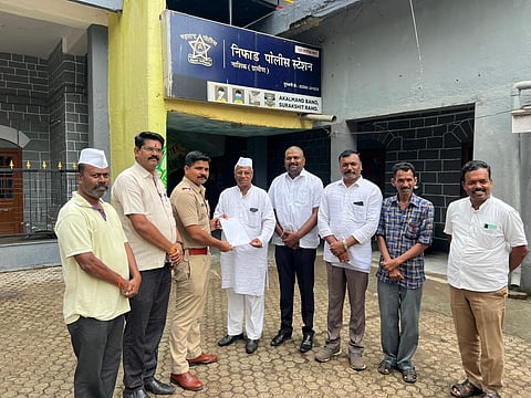 नाशिक :  मनोज जरांगे पाटील यांच्या समर्थनार्थ नैताळेत सरणावर उपोषणाची तयारी