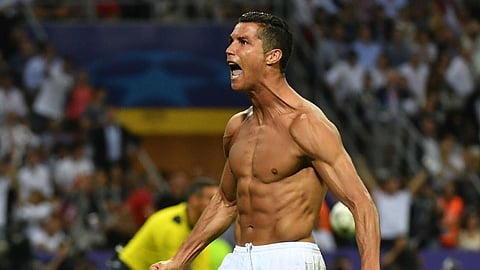 Cristiano Ronaldo : फुटबॉलपटू रोनाल्डो लवकरच कुस्तीच्या आखाड्यात