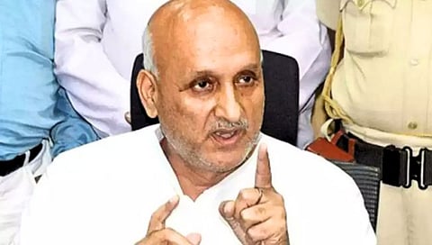 मंत्र्याने केली रामचरितमानसची तुलना पोटॅशियम सायनाईडशी