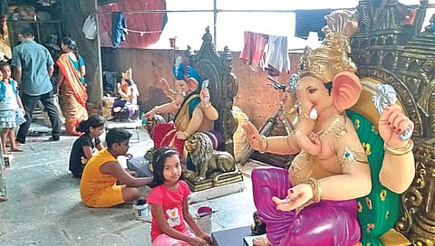 Ganeshotsav 2023  : पेणमधून ३ लाख गणेशमूर्ती विदेशात रवाना