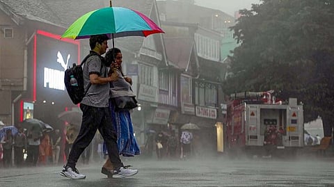 Maharashtra Rain Update  : गणेशोत्सवावर पावसाचे सावट; १० दिवसांत रिमझिम सरी