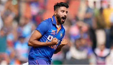 Mohammed Siraj-Asia Cup Final : सिराज नावाचे ‘तुफान’! मोडला २१ वर्षांपूर्वीचा विक्रम, अशी कामगिरी करणारा ठरला पहिला भारतीय गाेलंदाज