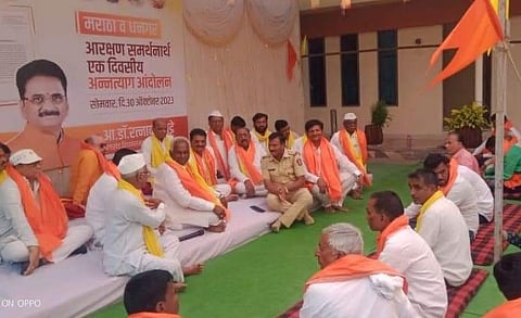 मराठा व धनगर समाज  