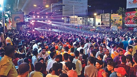 Nashik News : विसर्जन मिरवणुकीतील लेझरमुळे सहा तरुणांत दृष्टिदोष, नेत्रविकार त‌ज्ज्ञ संघटनेची माहिती