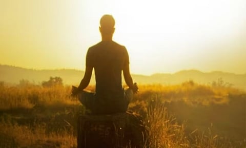 अपमानास्पद…इंडोनेशियातील हिंदू मंदिरात विदेशी नागरिकाचे नग्‍नावस्‍थेत ध्‍यान! संशयिताचा शोध सुरु