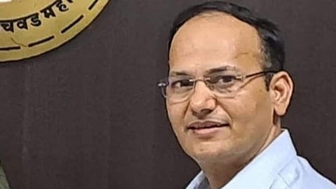 Pune : पीएमपी अध्यक्ष व व्यवस्थापकीय संचालक सचिंद्र प्रताप सिंह यांची बदली