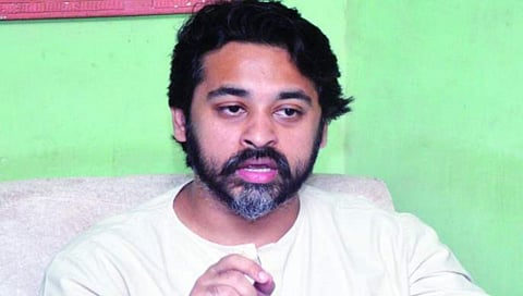 Nilesh Rane : निलेश राणे राजकीय निवृत्तीचा निर्णय मागे घेणार? उपमुख्‍यमंत्री देवेंद्र फडणवीसांबराेबर चर्चा