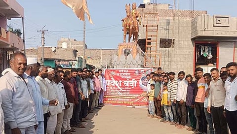 नेत्‍यांना पिंपळदरी गावात प्रवेश बंदी