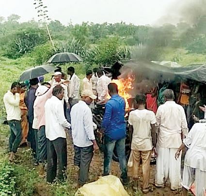 Nagar News : इथं मरणानंतर ही मरण यातना संपेनात !