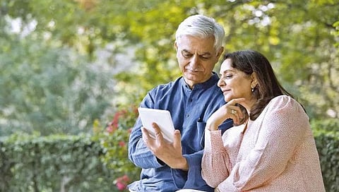 बचत योजना :  ज्येष्ठ नागरिक बचत योजनेत नवे बदल, जाणून घ्या त्याविषयी