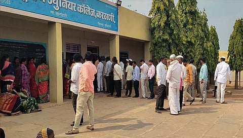 सांगली: आटपाडीत ग्राम पंचायतींसाठी ८३ टक्के मतदान; निंबवडेत मारामारी