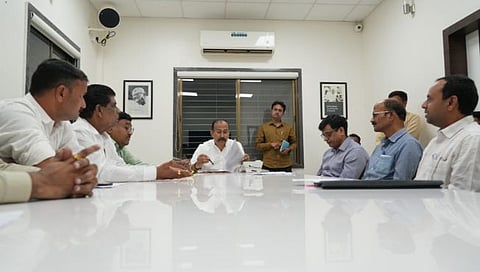 Dhule News : जास्तीत-जास्त शेतकर्‍यांना सिंचन विहीरींचा लाभ द्यावा : आमदार कुणाल पाटील