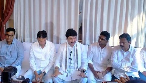 बीडमधील हिंसाचाराची एसआयटीमार्फत चौकशी व्हावी : धनंजय मुंडे