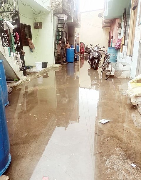 लोहियानगरमधील घरांमध्ये ड्रेनेजचे पाणी; नागरीक त्रस्त
