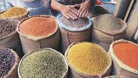 तूर, उडीद डाळीवरील आयात शुल्क सूट वाढवली