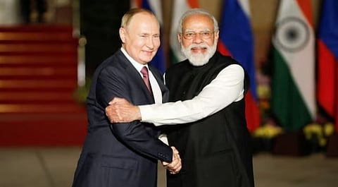 रशियाचे अध्‍यक्ष व्लादिमीर पुतिन यांनी भारताचे पंतप्रधान नरेंद्र मोदी. (संग्रहित छायाचित्र)
