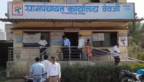पालघरच्या वेवजी, झाई गावात गुजरातची घुसखोरी; २ मराठी गावे बळकावण्याच्या हालचाली