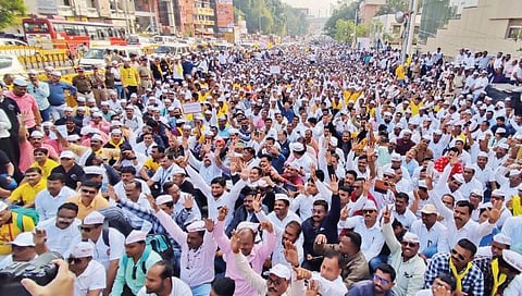 Old pension scheme : जुन्या पेन्शनसाठी सरकारी अधिकार्‍यांचे उद्या सामूहिक रजा आंदोलन