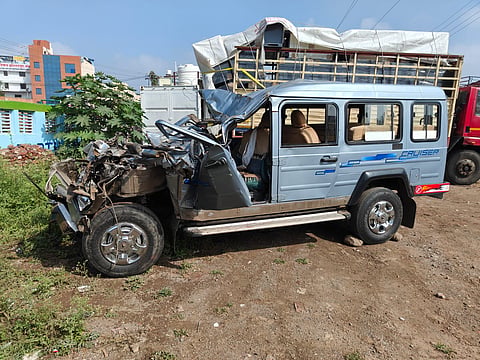 Accident News : एकलहरेजवळ झालेल्या अपघातात तिघे जागीच ठार