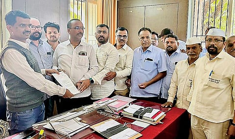 Pimpri News : ग्रामपंचायत कर्मचार्‍यांचे कामबंद आंदोलन
