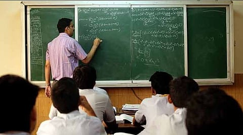 Pimpri News : निरक्षरांच्या सर्वेक्षणाला शिक्षकांचा असहकार