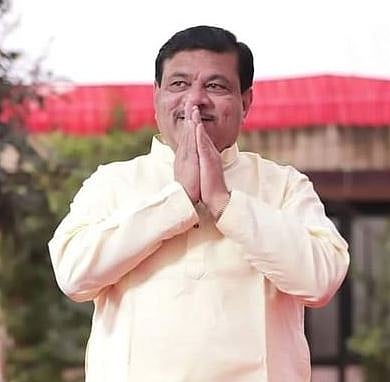 ..तर राजकारण सोडून देईन ; अ‍ॅड. प्रताप ढाकणे यांचे राजळे कुटुंबावर टीकास्त्र