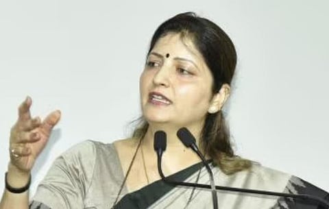 आरोप सिद्ध होत नाहीत, तोपर्यंत कोणीही आरोपी नाही : रूपाली चाकणकर