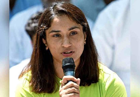 WFI Suspension : विनेश फोगाट म्‍हणाली, “आमचा लढा महिला…”