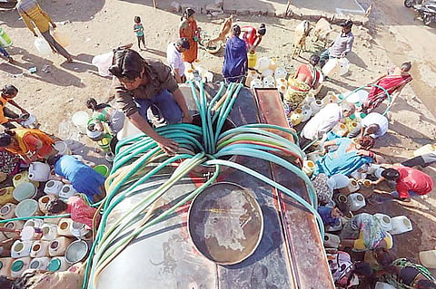 Pune News : तहानलेल्या लोहगावकरांचा पाण्यासाठी टाहो!