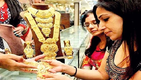 Gold Price :  राज्यातील सराफ बाजारात नववर्षाचा उत्सव