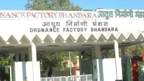 Bhandara News : ऑर्डनन्स फॅक्टरीतील भीषण स्फोटात कामगाराचा मृत्यू