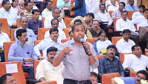 जळगाव : ड्रग्स रॅकेट धंद्यांवर कारवाई करा ; आमदारांची डीपीडीसीच्या बैठकीत मागणी