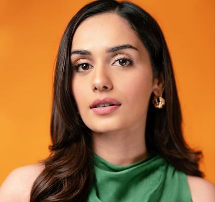 Manushi Chhillar 