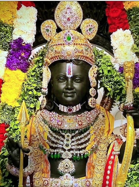 रामलल्‍लाच्‍या ‘दर्शना’ने कृतार्थ जन… कृतार्थ मन…